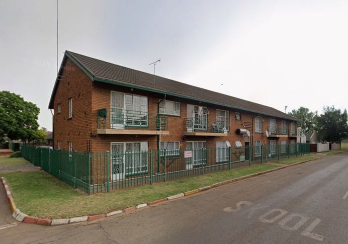 2-Bedroom Apartment To Rent in Delmas Central - Close to Schools, No Fees.