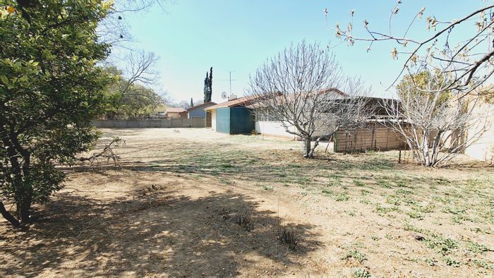 4-Bedroom House For Sale in Sasolburg Ext 1 with Rental Potential and Large Yard