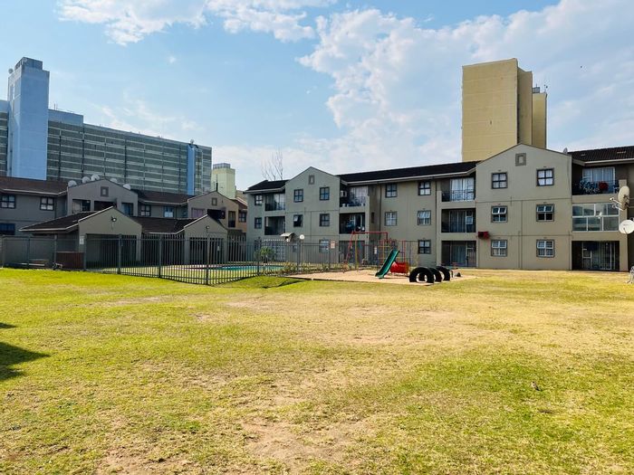 For Sale: 2-Bedroom Apartment in Sparks with Parking, Pool, and Security.