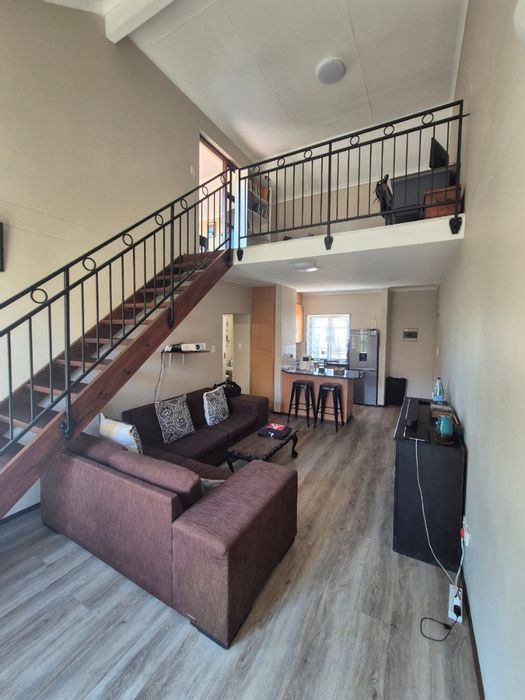 Bryanston Apartment To Rent: 2 Bedrooms, Loft, Office Space, Secure Complex.