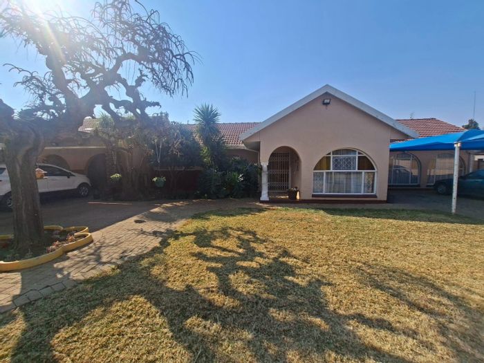 La Hoff House For Sale: Family home with flats, pool, and ample parking.