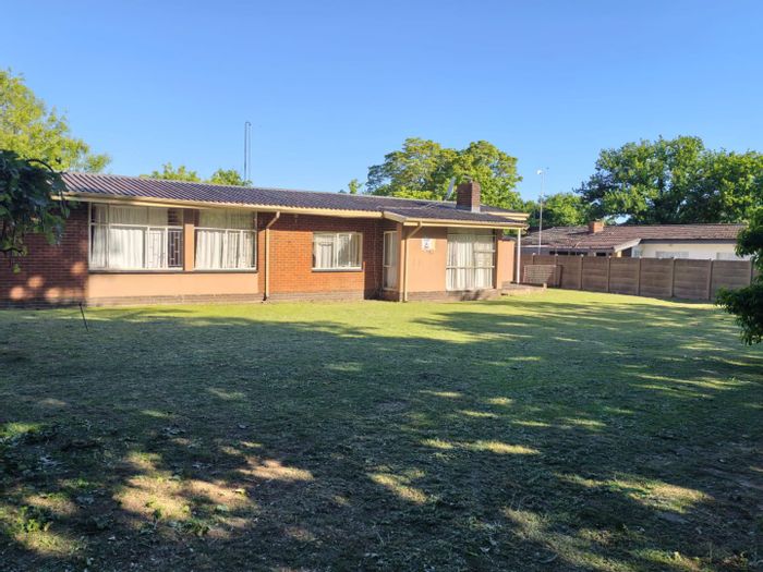 4-Bedroom House in Sasolburg Ext 5 - Ideal for Home or Business Use! For Sale.