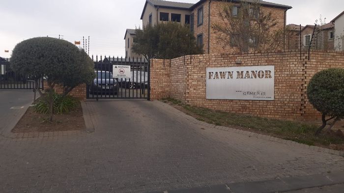 2-bedroom apartment to rent in North Riding with private patio and security features.