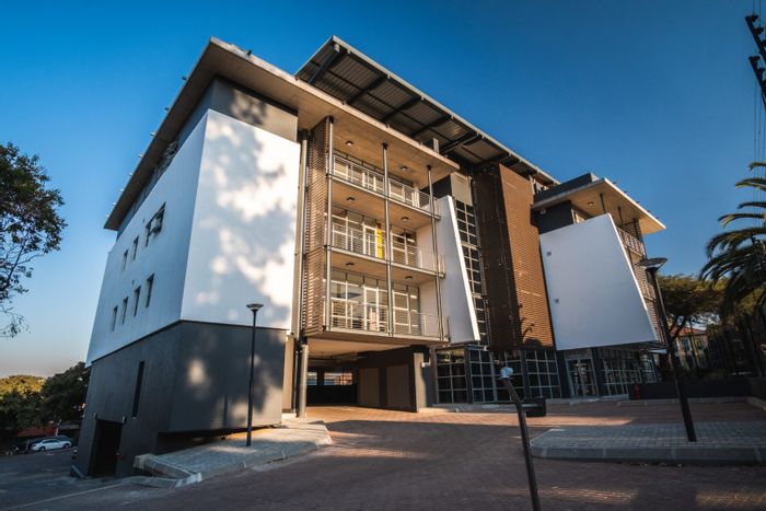 Commercial Office Suite To Rent in Lyme Park with balcony, parking, and security.