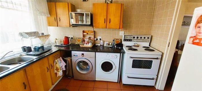 Townhouse For Sale in Kempton Park Ext 4: 3 Bedrooms, garage, and cozy living spaces.