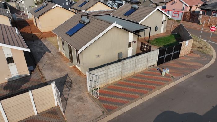 2-Bedroom House For Sale in Sky City with parks, schools, and transport access.