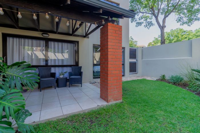 Spacious 2-bedroom apartment in Lonehill with private garden and estate amenities. For Sale.