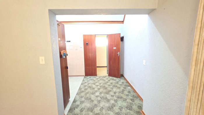 Oudorp Apartment For Sale: 1 Bed, 24/7 Security, Wheelchair Accessible, Close to Amenities.