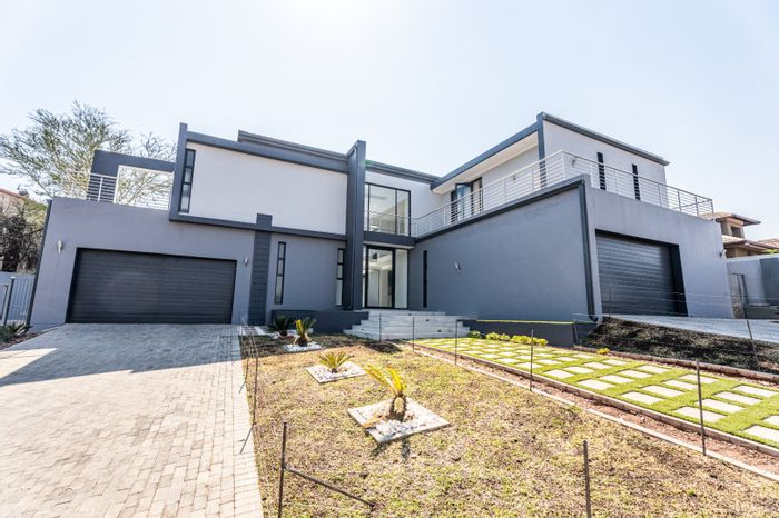 For Sale: Spacious 4-bedroom house in Sable Hills with panoramic dam views.