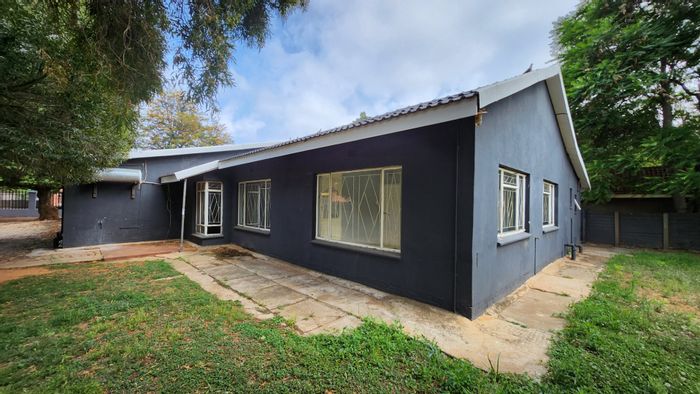 Spacious 4-bedroom house in Stilfontein Ext 4, for sale with large yard.