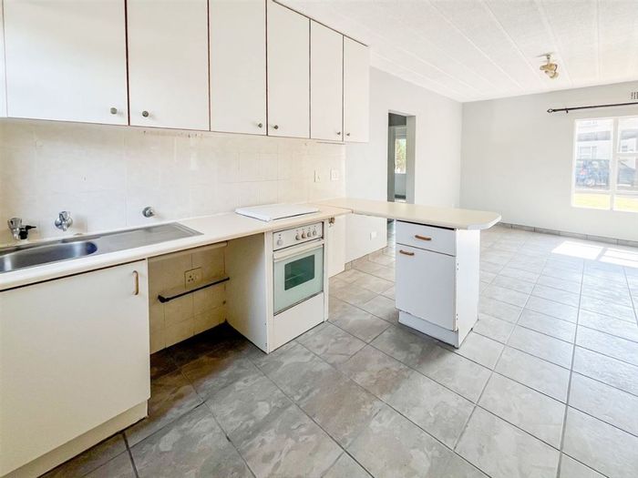 For Sale: Townhouse in Pomona with 2 beds, 2 baths, and carport.