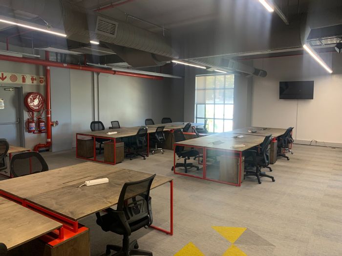 156m2 Commercial Space To Rent in Woodstock with shared amenities and private balcony.