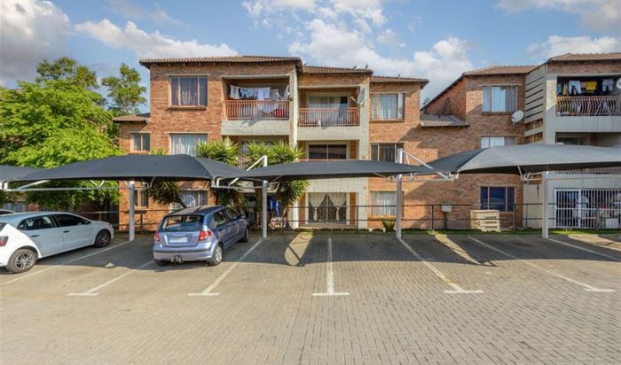 For Sale: Birchleigh Apartment with 2 Bedrooms, Balcony, and Carport.