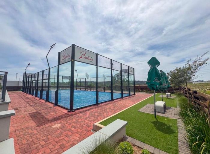 For Sale: 2-Bedroom Apartment in Linbro Park with premium security and easy access.