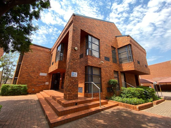 Commercial office space to rent in Centurion Central with boardroom and amenities.