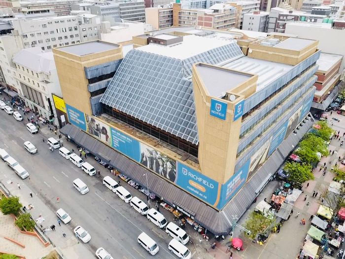 Prime Commercial Property For Sale in Pretoria Central with High Visibility and Growth Potential.