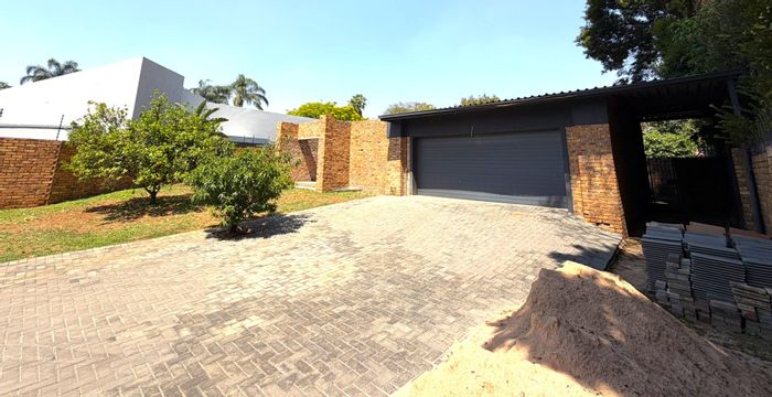 Rooihuiskraal House For Sale: Ground floor built, approved plans for double-storey home.