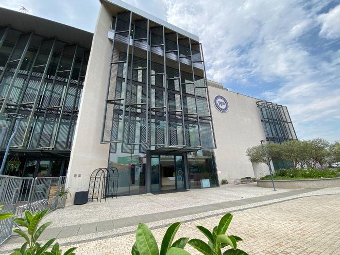 Commercial office in Centurion Central to rent with boardroom, kitchen, and security.