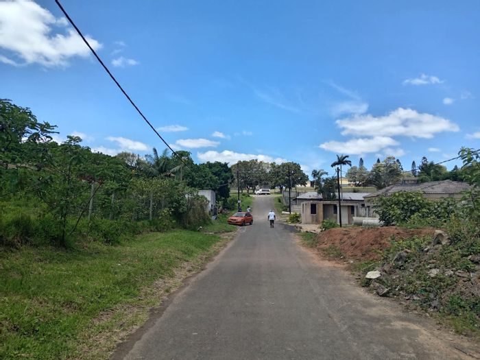 Ongoye For Sale: Vacant Residential Land near university, ideal for home or investment.