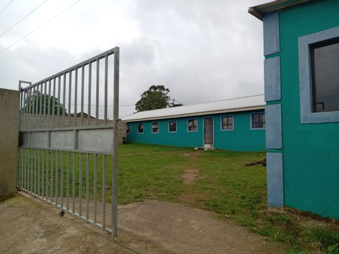 Ongoye Commercial Property For Sale: 18 rooms, ideal for diverse income opportunities.