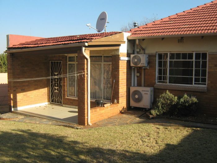 3-Bedroom House For Sale in Gerdview with parking, security, and braai area.