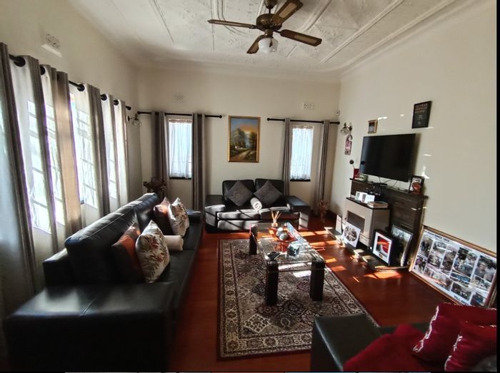 Spacious 3-bedroom house with cottage, study, and ample outdoor amenities in Primrose. For Sale.