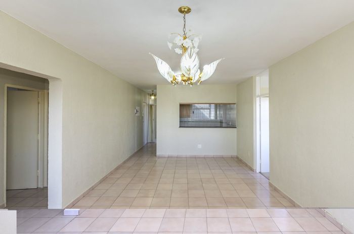 Spacious 3-bedroom apartment in Primrose Hill with security and solar amenities, For Sale.