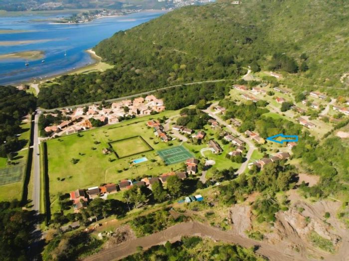 3-Bedroom Townhouse to Rent in Brenton On Lake, Secure Estate with Amenities.