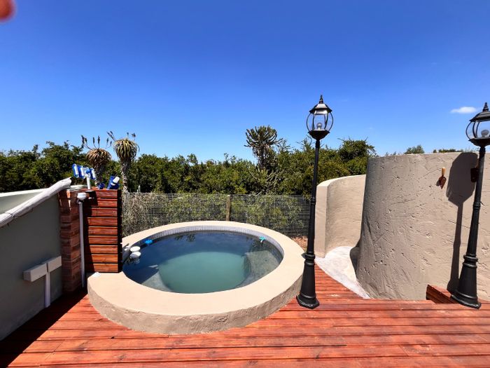 House for Sale in Noorsekloof: 2-3 Bedrooms, Deck, Pool, Scenic Views.