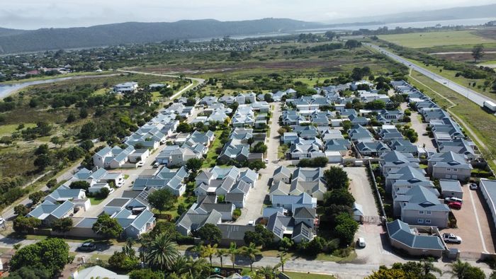 For Sale: House in The Village with 2 beds, double garage, park access.