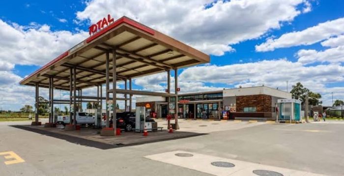 Commercial property for sale in Middelburg Central: high income, redevelopment, fuel station.