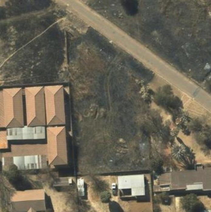 Vacant Land Residential for Sale in Bronkhorstspruit Central, 1998m² with business rights.
