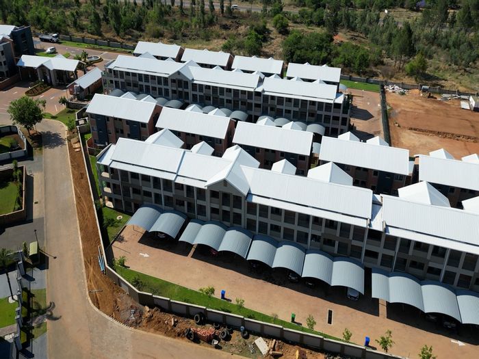 For Sale: Apartment in Roodepark Eco Estate with 3 beds, private patio, and security.