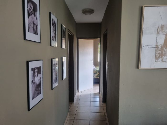 For Sale: Ground floor apartment in Penina Park Ext 1, 2 beds, 2 baths.