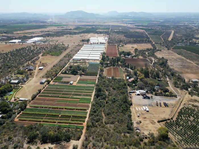 For Sale: 53-hectare farm in Hartbeespoort Rural with multiple residences and water supply.