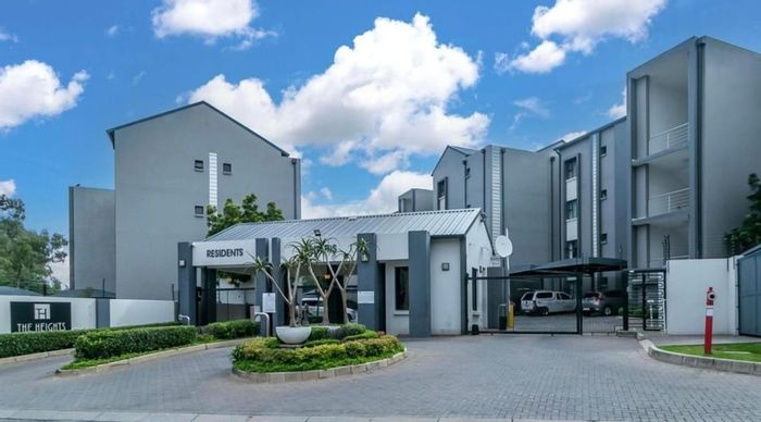 For Sale: Apartment in Halfway Gardens with 2 beds, clubhouse, and secure estate living.