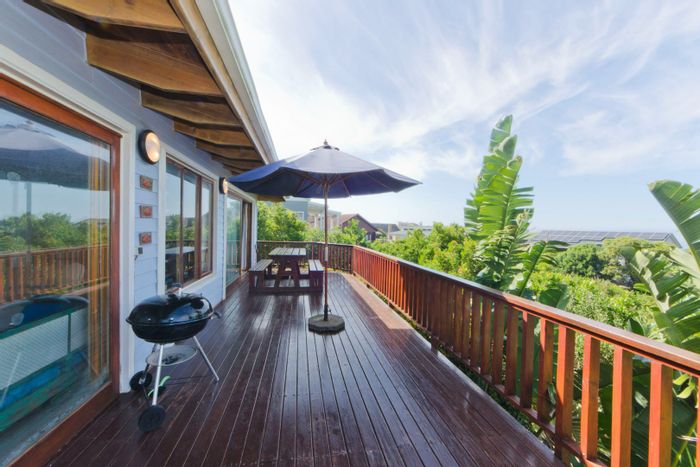 Coastal house for sale in Brenton On Sea, 3 beds, beach access, sea views.