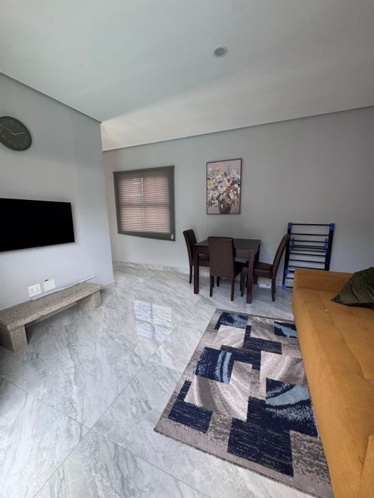 Bonela Apartment To Rent: Fully furnished, utilities included, pool access, secure parking.