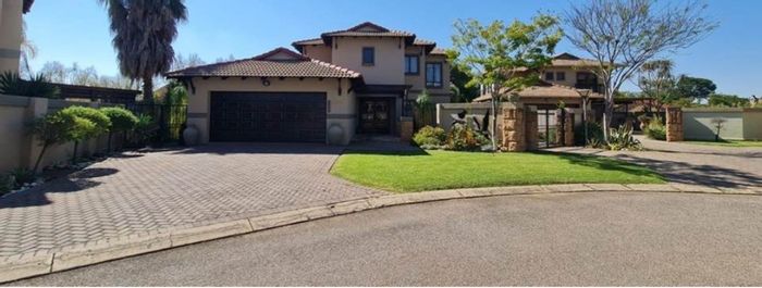 For Sale: House in Equestria with 3 bedrooms, security complex, and garden.