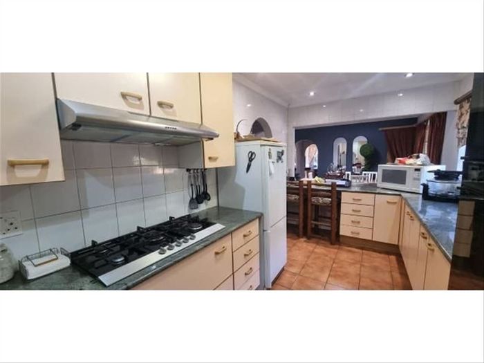 For Sale: Spacious Van Riebeeck Park house with pool, study, and ample parking.