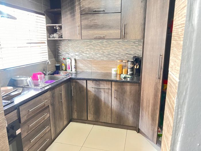 For Sale: Apartment in Kempton Park Central with 2 bedrooms, balcony, parking.