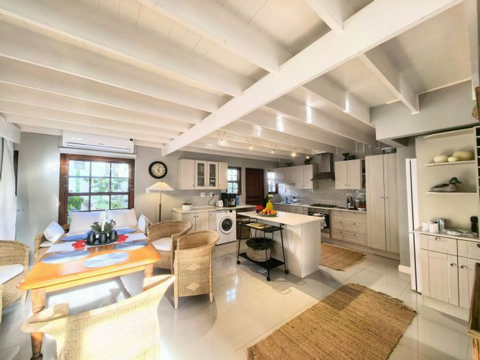 House for Sale in Dormehls Drift: 3 bedrooms, garden, open-plan living, secure parking.