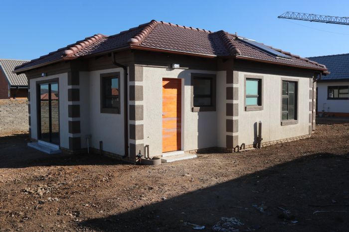 For Sale: House in Klerksoord with 3 bedrooms, 2 bathrooms, and prime location.