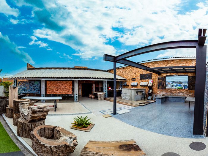 Industrial space to rent in Samrand Business Park with secure storage options.