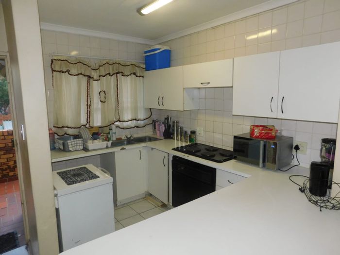 2-Bedroom Apartment For Sale in Buccleuch with secure living and convenient access.