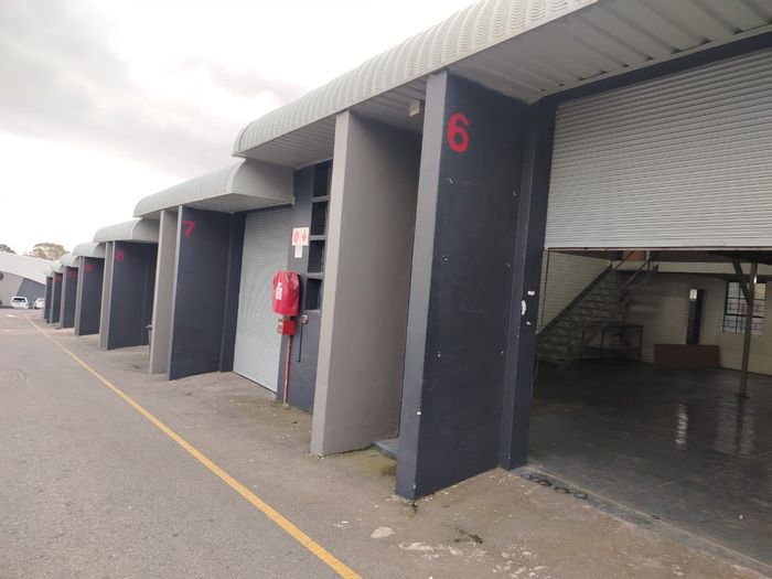 To Rent: Industrial units in Gallagher Estate with 24-hour security and easy access.