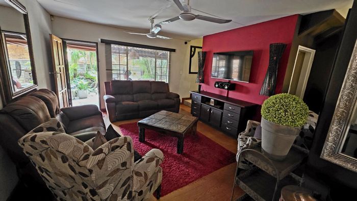 Annlin Townhouse For Sale: 2 beds, 1 bath, private patio, secure complex.