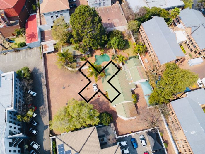 Ferndale Commercial Property For Sale: Mixed-use, two dwellings, prime location, ample parking.