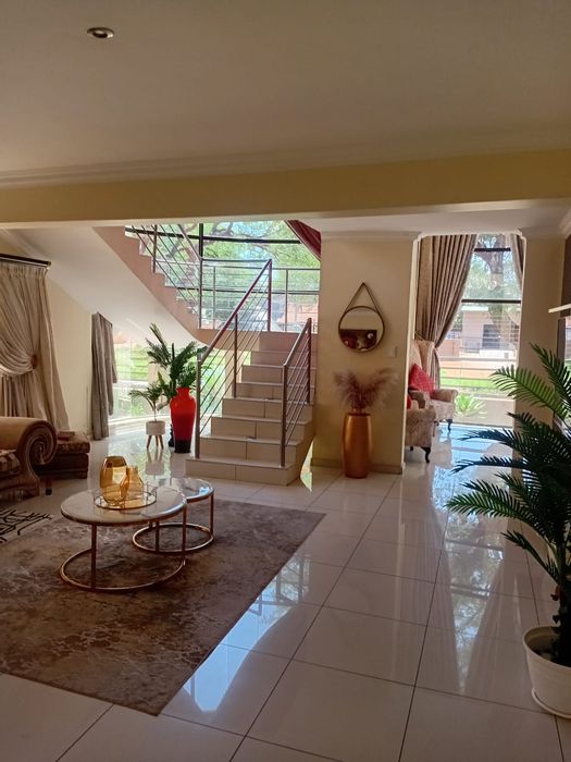 Spacious 6-Bedroom House in Bendor with Gym, Garages, and Borehole - For Sale