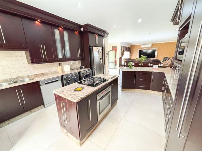 For Sale: House in Parkrand with 2 bedrooms, double garage, and spacious layout.